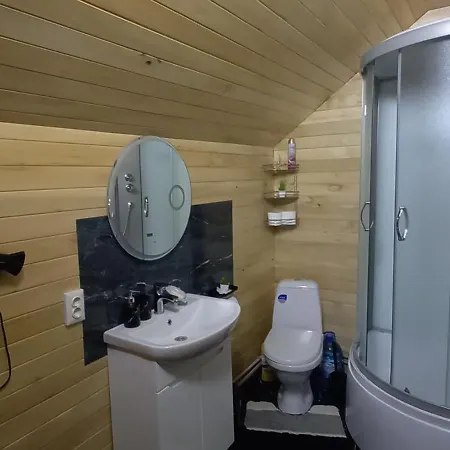 в садибі черемош Krivorovnya