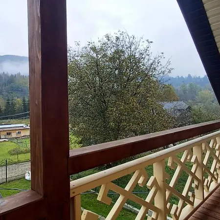 в садибі черемош *