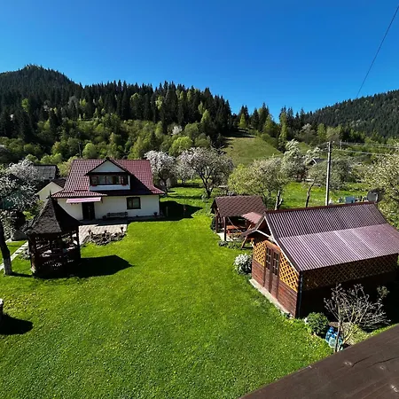 в садибі черемош *