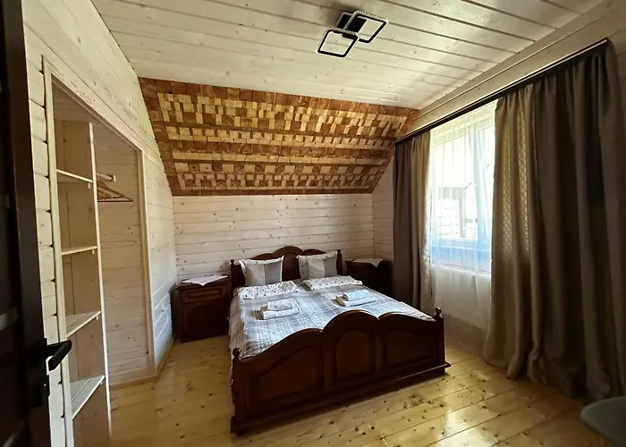 в садибі черемош Holiday home Krivorovnya